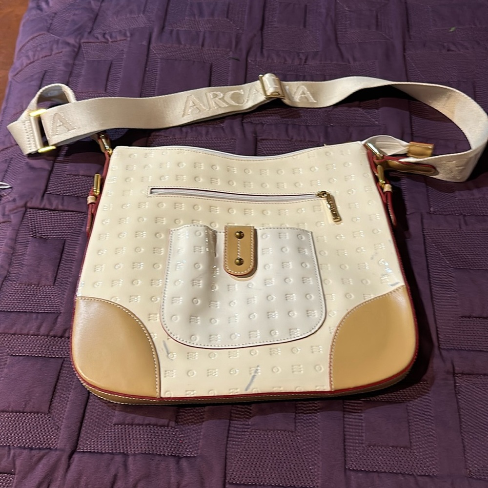 Crossbody bag cream color, Arcadia
